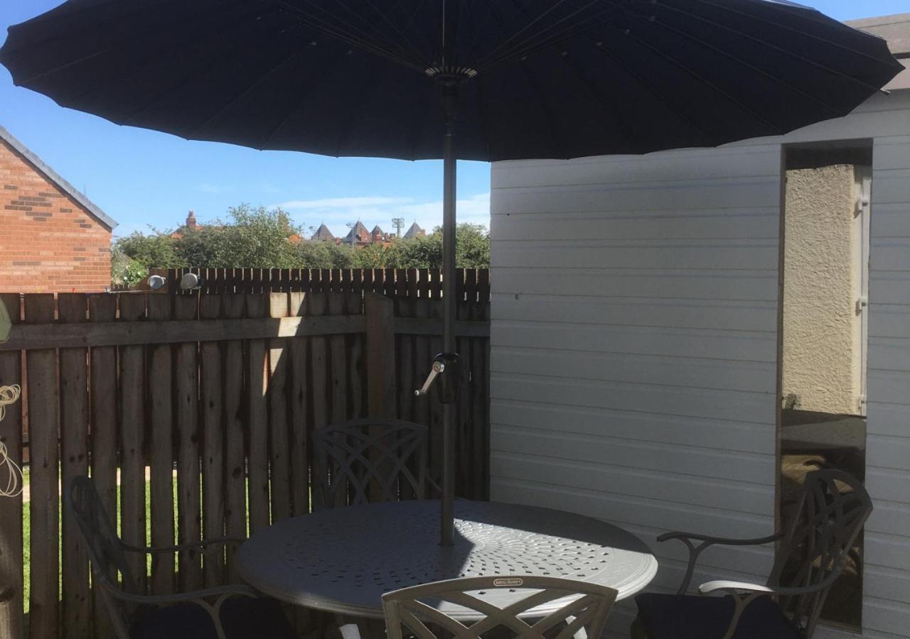 Creamery Cottage Уитби Екстериор снимка